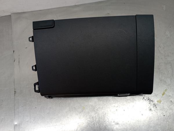 Boîte à gants SKODA Karoq (NU7)