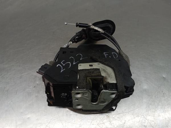 Fechadura / fecho porta frente direito RENAULT Clio IV 