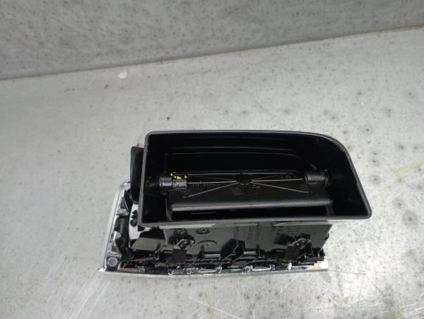 Compuertas de calefacción SKODA Karoq (NU7) Imagem-1