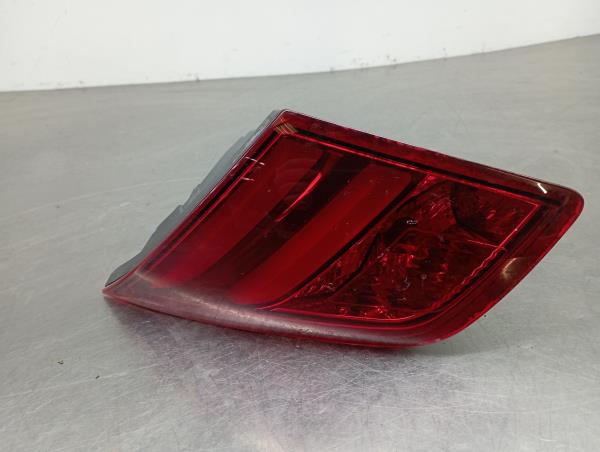 Fanale Destro Baule PEUGEOT 308 II Imagem-2