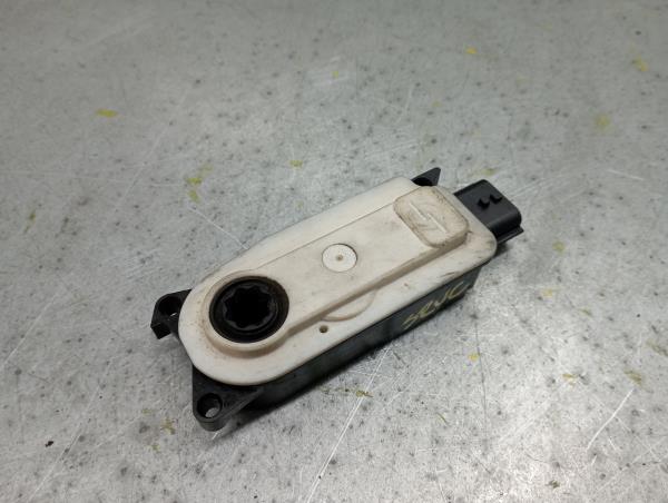 Motor del compuerta de la calefacción RENAULT Clio V (BF_)