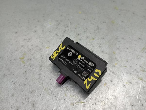 Antenna Amplifier DACIA Sandero III