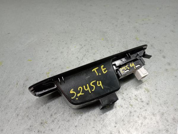 Commande / interrupteur lève-vitre Arrière gauche PEUGEOT 308 SW II Imagem-1