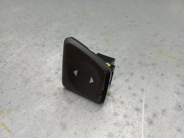 Mando / interruptor elevalunas delantero derecho FIAT 500 C (312_)