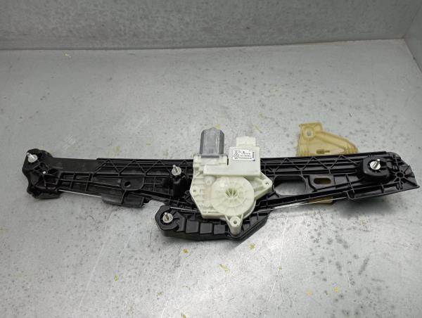 Elevador vidros frente direito RENAULT Captur II