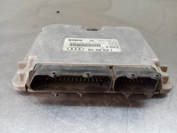 Centralina motor / ECU AUDI A3 (8L1)