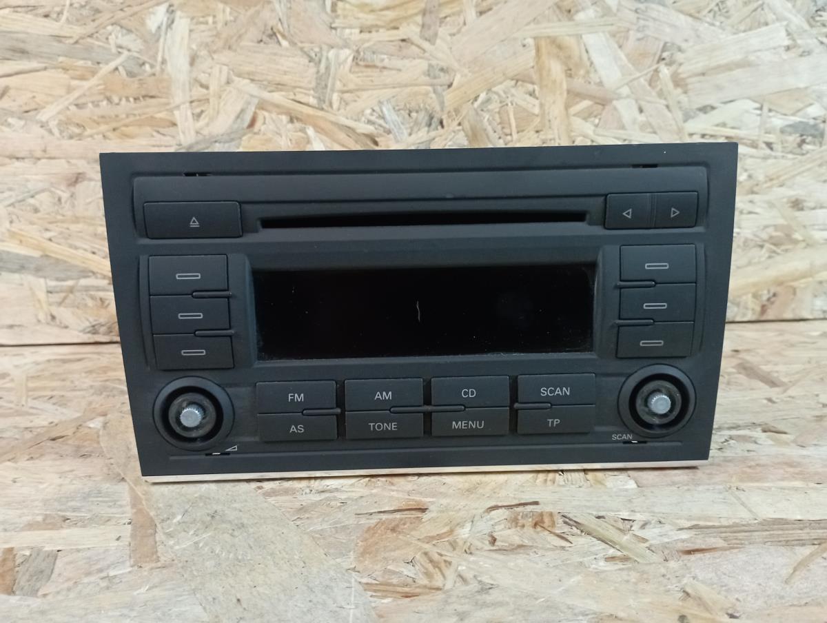 Car radio SEAT Exeo (3R2)