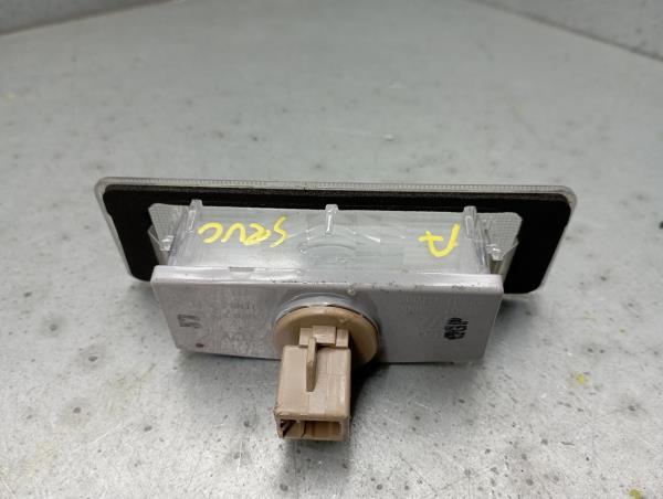 Feu de plaque KIA Sportage (SL) Imagem-1