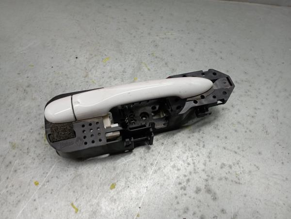 Poignée de porte arrière Droite RENAULT Megane III (BZ0_)