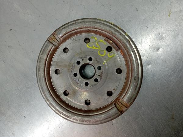 Volante do motor VOLKSWAGEN Golf VII (5G1, BQ1, BE1, BE2)