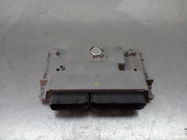 Centralina motor / ECU SEAT Ibiza IV (6J5, 6P1)
