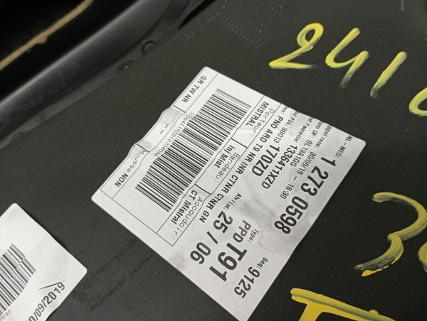 Rivestimento porta posteriore destra PEUGEOT 308 II Imagem-3