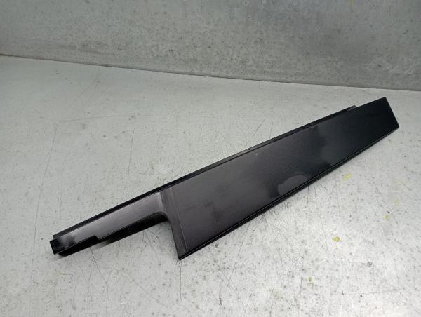 Friso Embelezador Dto Pilar/Porta BMW 1 (F20)