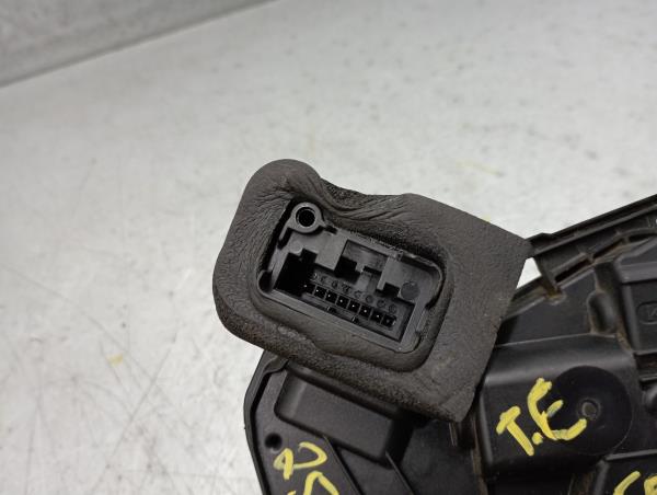 Serratura / chiusura posteriore Sinistra VOLKSWAGEN Golf VII (5G1, BQ1, BE1, BE2) Imagem-2