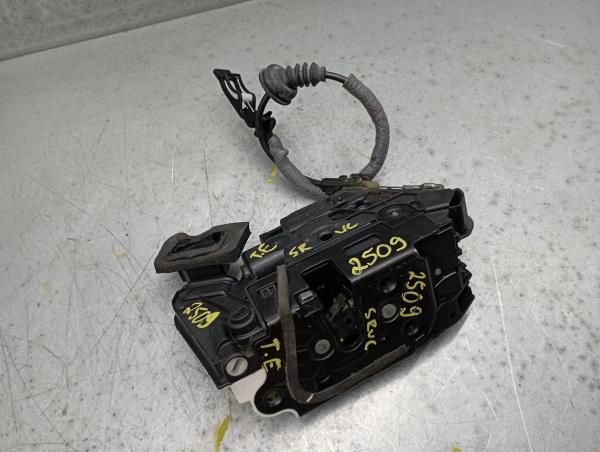 Serratura / chiusura posteriore Sinistra VOLKSWAGEN Golf VII (5G1, BQ1, BE1, BE2) Imagem-1