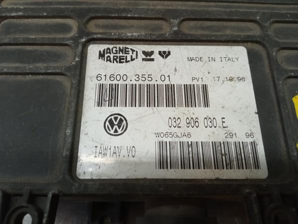 Centralina motor / ECU VOLKSWAGEN Polo (6N) Imagem-3