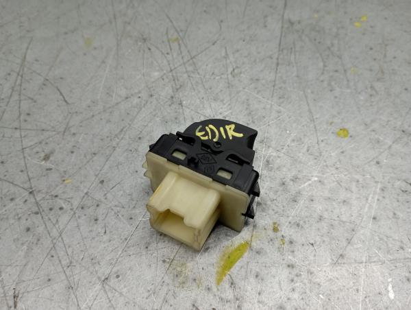 Mando / interruptor elevalunas delantero derecho RENAULT Captur (J5_) Imagem-2