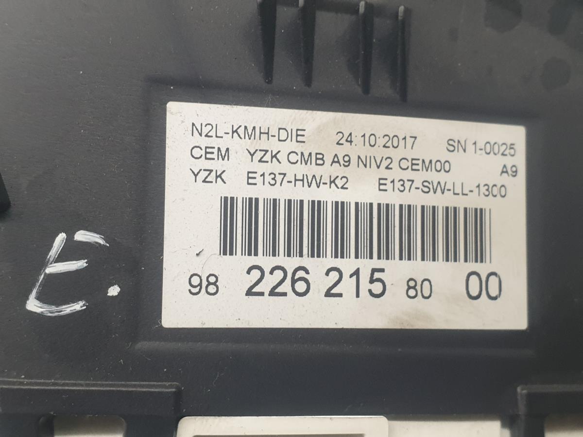 Quadrante / painel de instrumentos PEUGEOT 208 Imagem-4