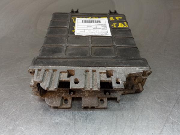 Centralina motor / ECU VOLKSWAGEN Transporter IV (70XA)