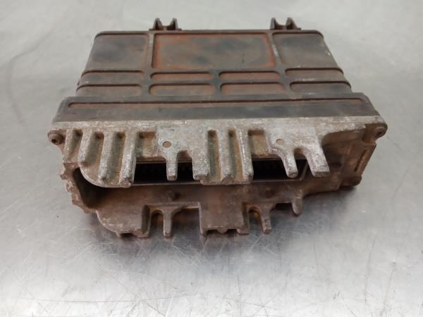 Centralina motor / ECU SEAT Ibiza II (6K1)