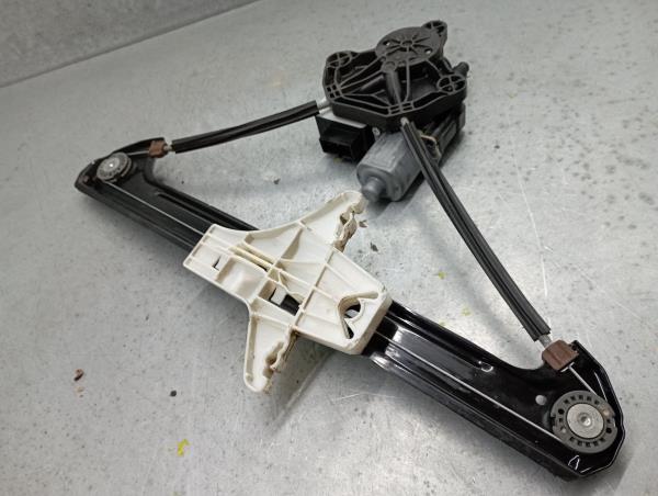 Lève-vitre arrière gauche VOLKSWAGEN Golf VII (5G1, BQ1, BE1, BE2) Imagem-4