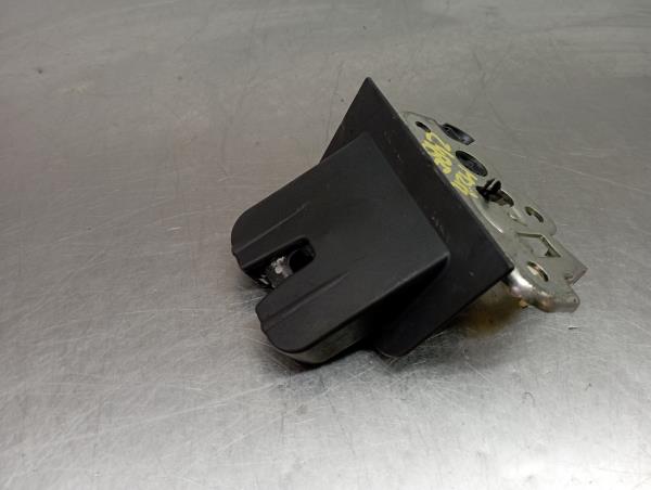 Serrure / verrou coffre AUDI A3 Cabriolet (8P7)