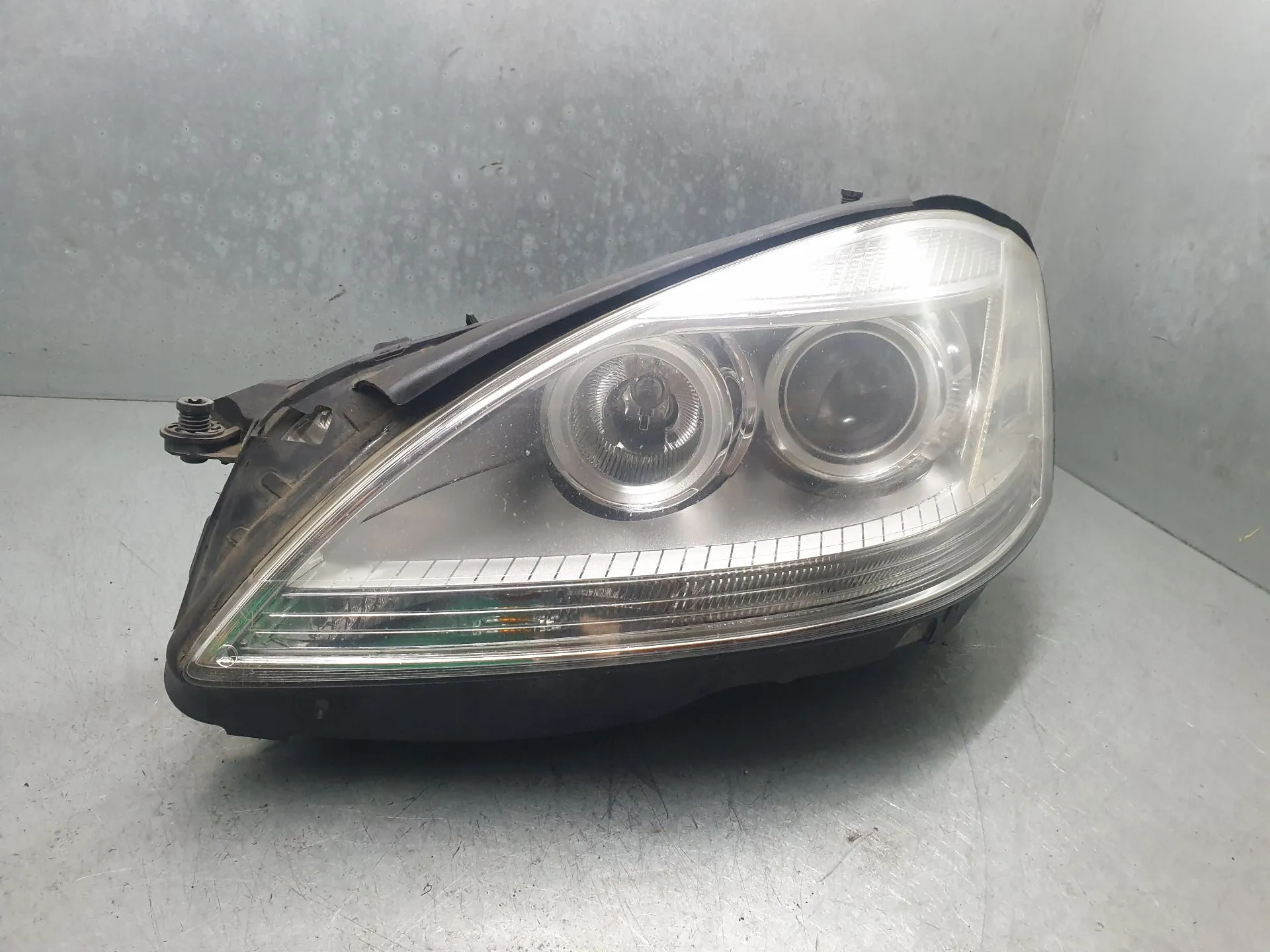 Phare avant gauche MERCEDES-BENZ Classe S (W221) Imagem-1