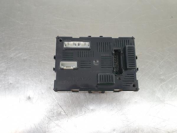 Módulo de confort RENAULT Clio III (BR0/1, CR0/1)