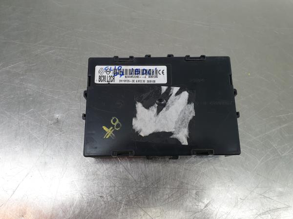 Modulo / Centralina comfort RENAULT Clio III (BR0/1, CR0/1) Imagem-2