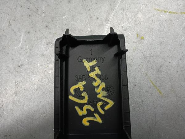 Mando / interruptor elevalunas delantero derecho VOLKSWAGEN Passat (362) Imagem-3