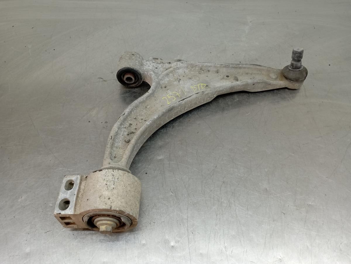 Braccio di sospensione anteriore destra OPEL Astra J
