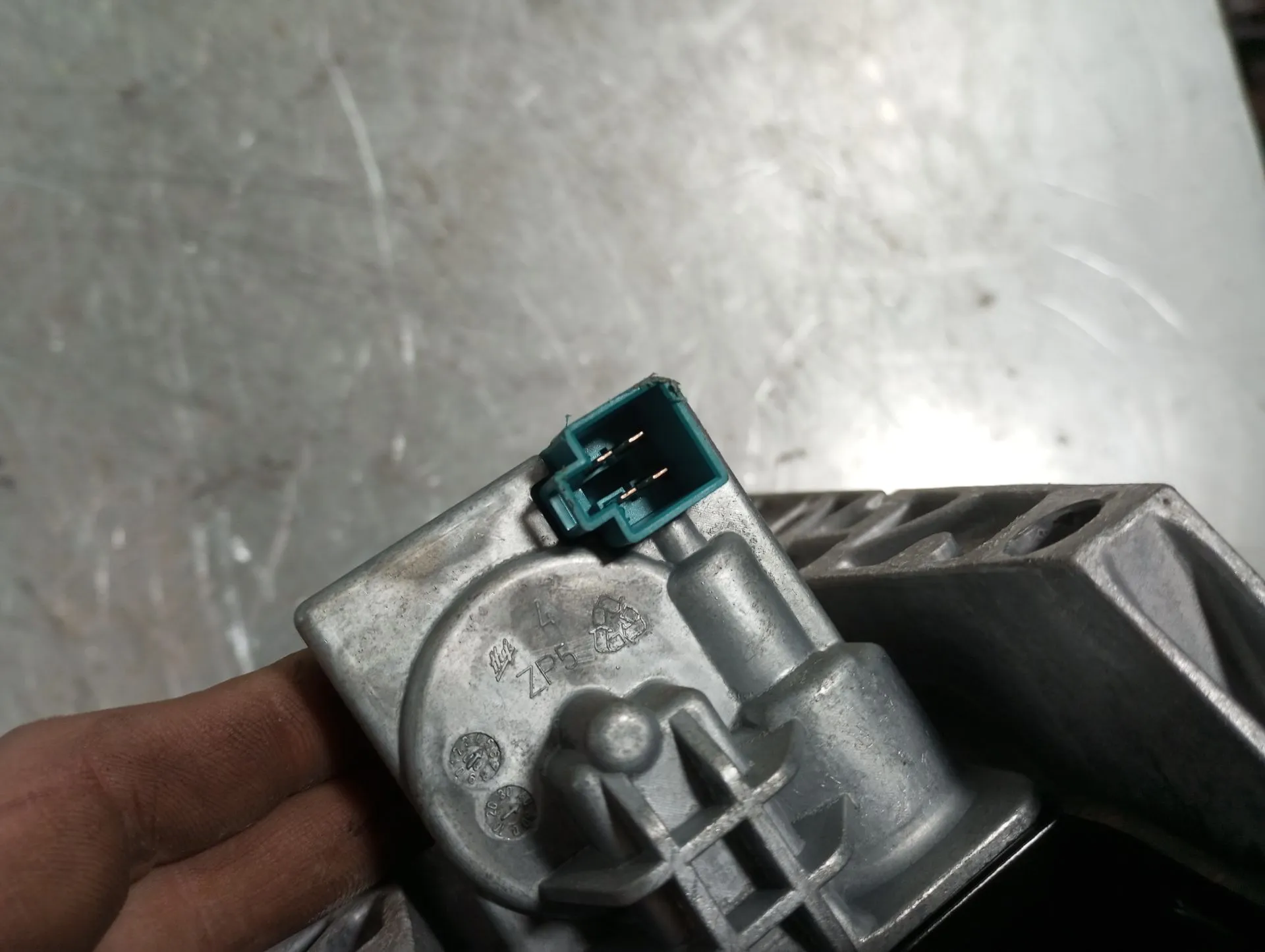 Steering column MERCEDES-BENZ Classe E Coupé (C207) Imagem-2