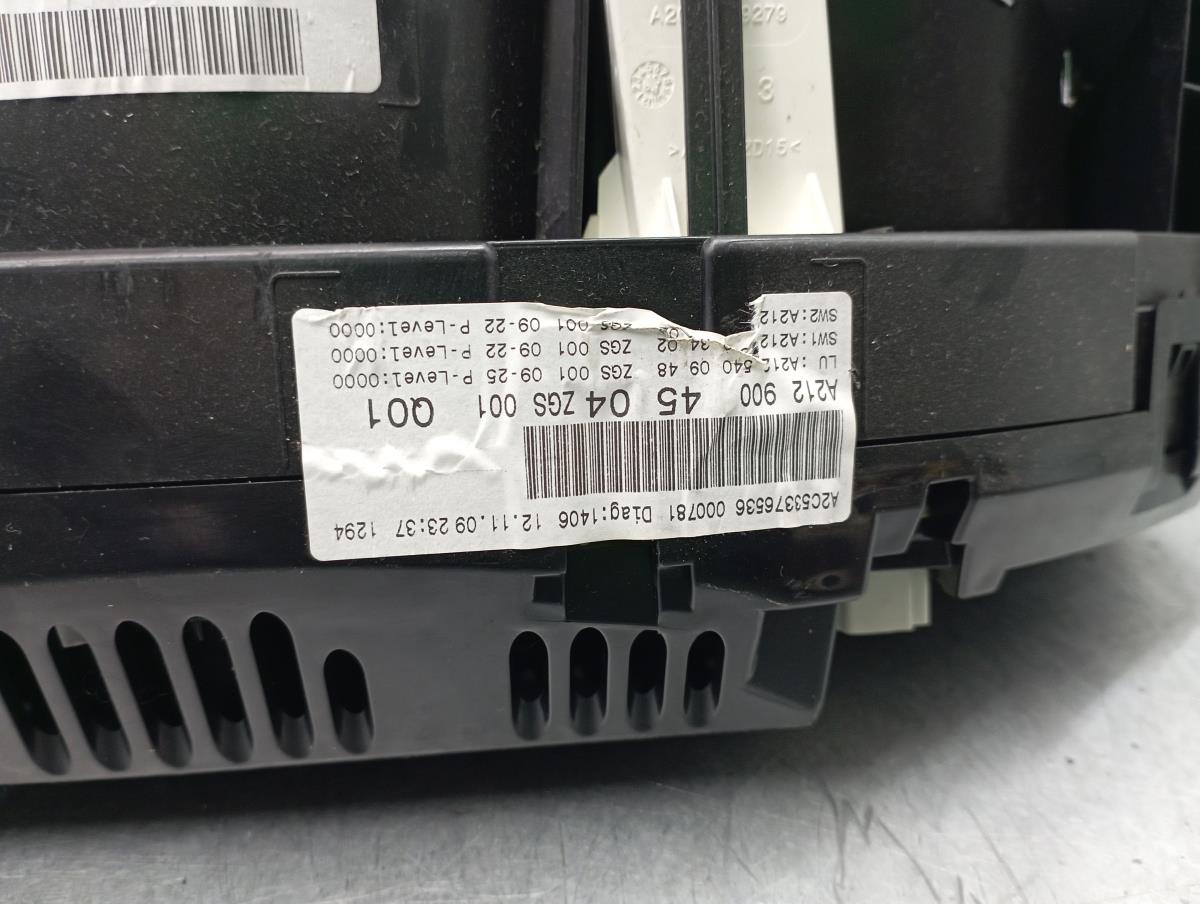 Quadrante / painel de instrumentos MERCEDES-BENZ Classe E Coupé (C207) Imagem-4