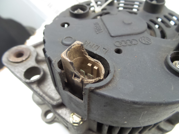 Alternador SKODA Octavia I Hatchback (1U2) Imagem-4