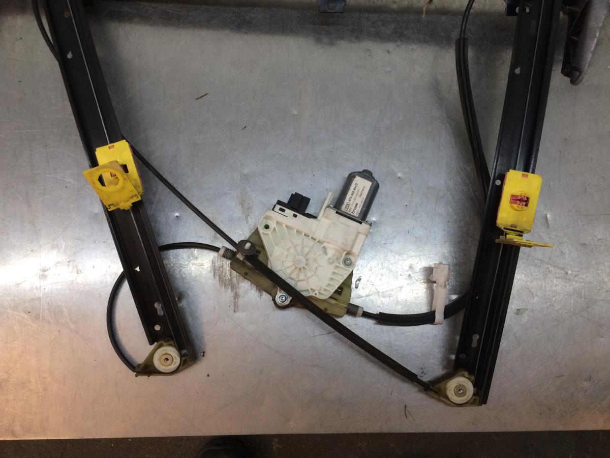 Elevador vidros frente esquerdo AUDI A6 Avant (4F5, C6) Imagem-1