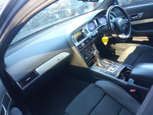 Airbag passageiro AUDI A6 Avant (4F5, C6)