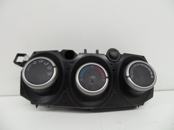Climate control MAZDA 2 (DE)