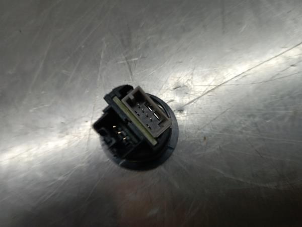 Módulo USB / AUX / IPOD PEUGEOT 2008 I (CU_) Imagem-1