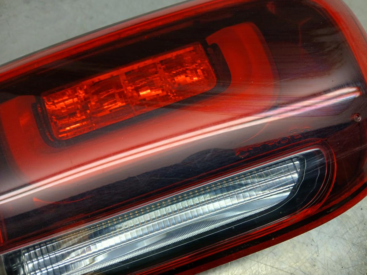 Feu de coffre Gauche CITROËN C4 Cactus Imagem-4