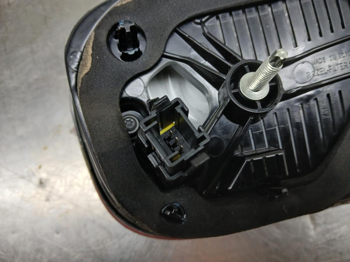 Feu de coffre Gauche CITROËN C4 Cactus Imagem-6