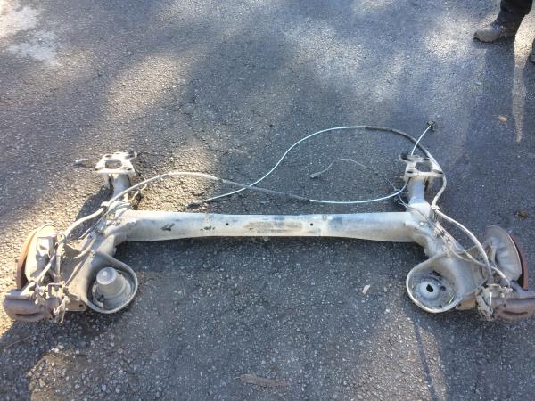Eje trasero con discos CITROËN Berlingo (B9)