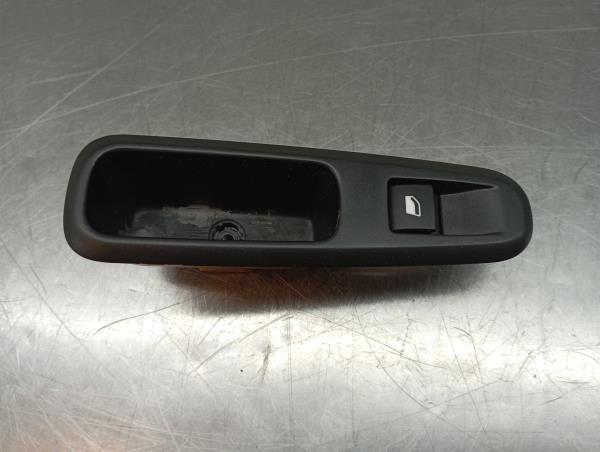 Commande / interrupteur lève-vitre Arrière Droite CITROËN C3 III (SX)
