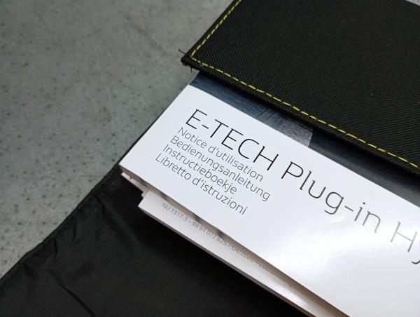 Borsa con manuale dell’utente del veicolo RENAULT Captur II Imagem-1