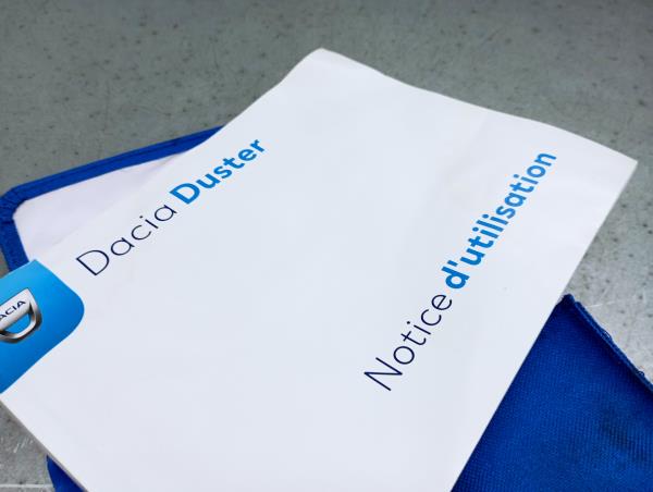 Bag with vehicle owner's manual DACIA Duster (HM_) Imagem-1