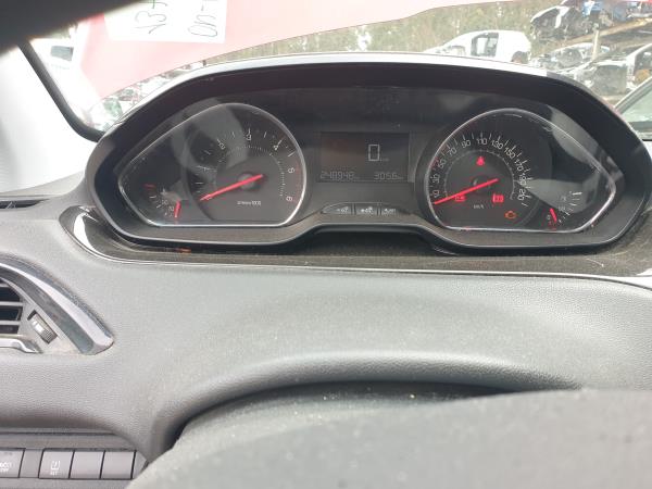 Quadrante / painel de instrumentos PEUGEOT 208 Imagem-3