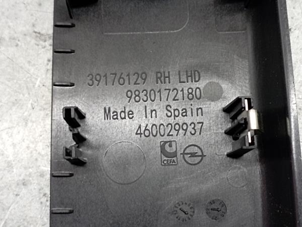 Mando / interruptor elevalunas delantero derecho OPEL Corsa F Imagem-3