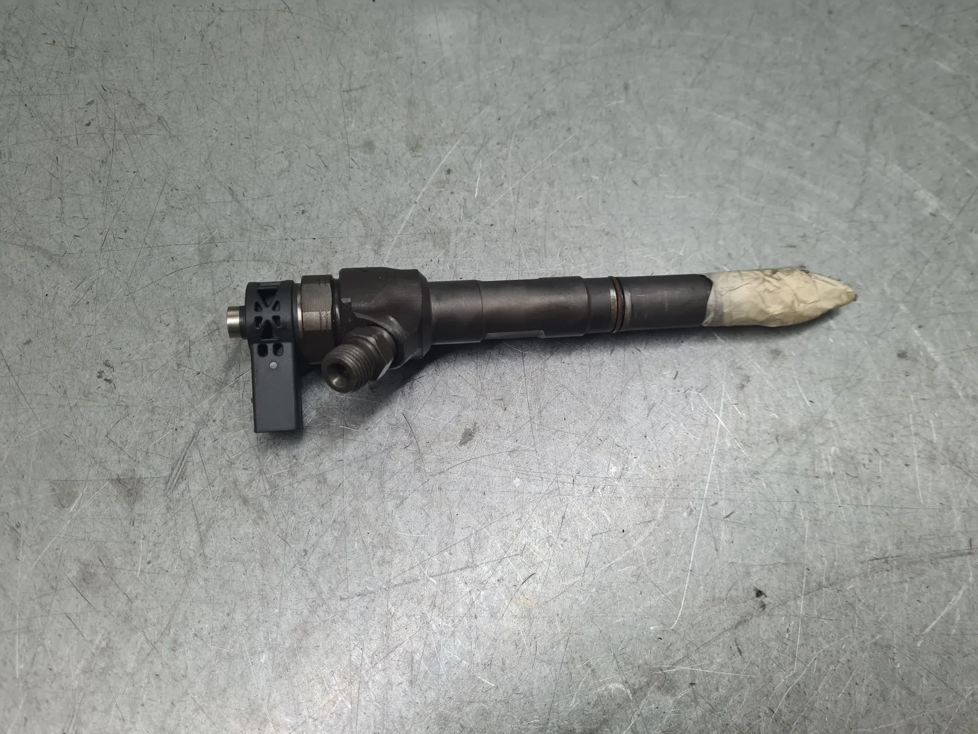 Injecteur VOLKSWAGEN Golf VII (5G1, BQ1, BE1, BE2) Imagem-1