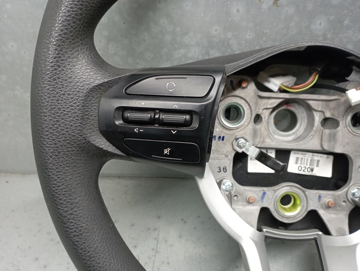 Volante de dirección KIA Rio IV (YB) Imagem-1