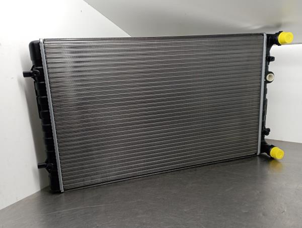 Water radiator VOLKSWAGEN Golf IV (1J1)