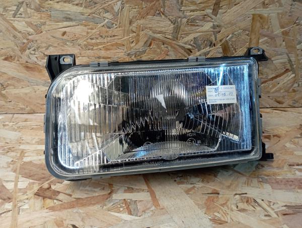 Phare avant gauche VOLKSWAGEN Passat (3A2, 35I)